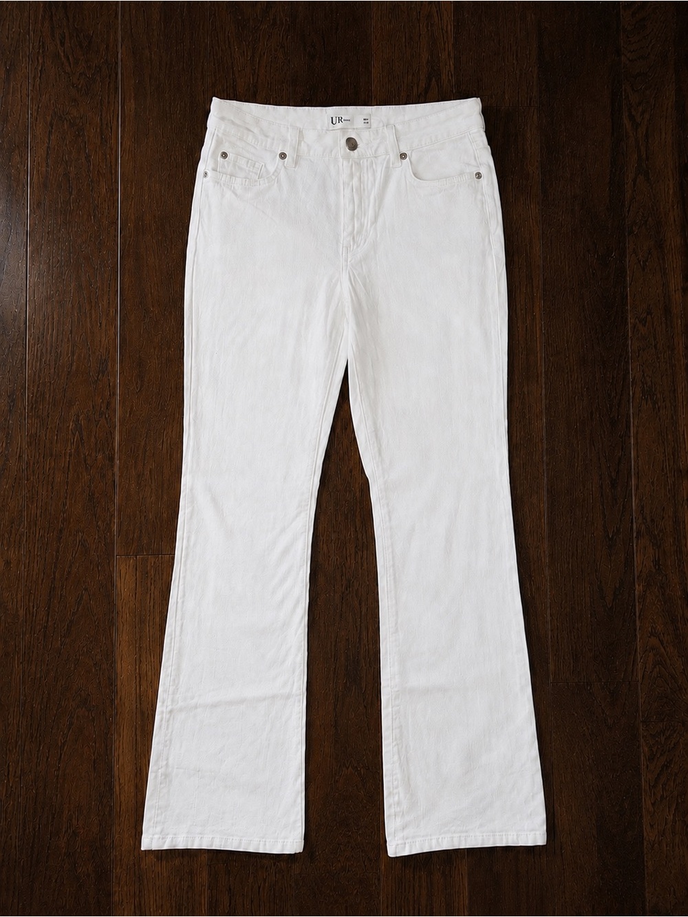 Un Jean White Bootcut/Flare Jeans Sz 31